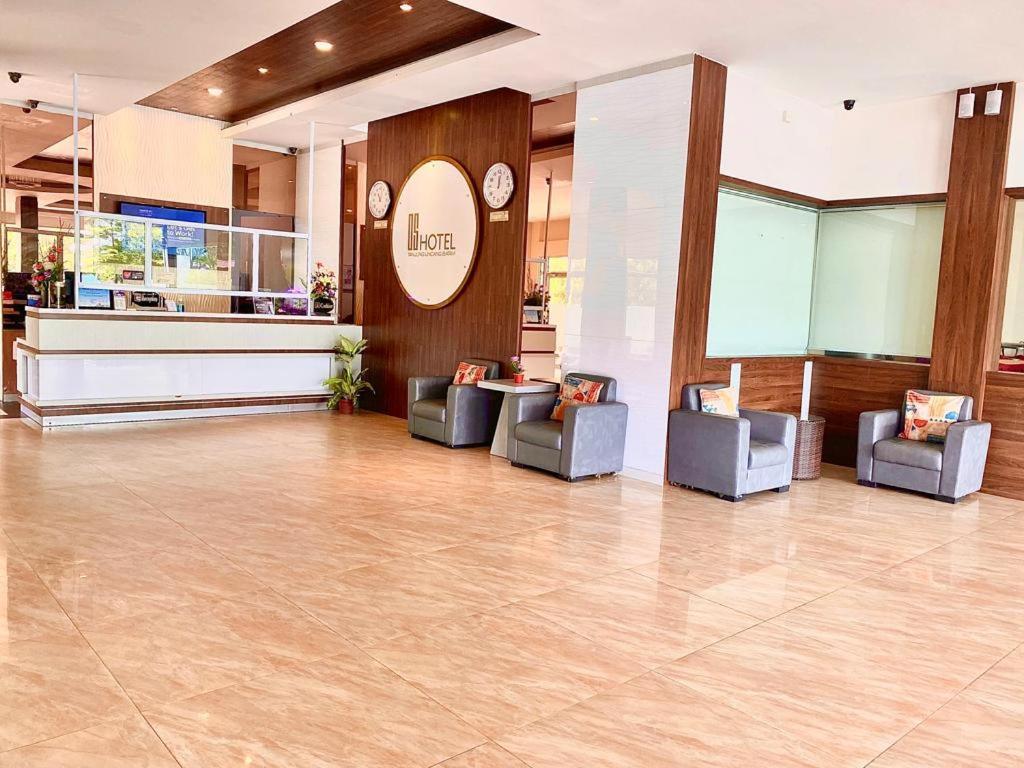 Os Hotel Tanjung Uncang Sagulung Eksteriør billede